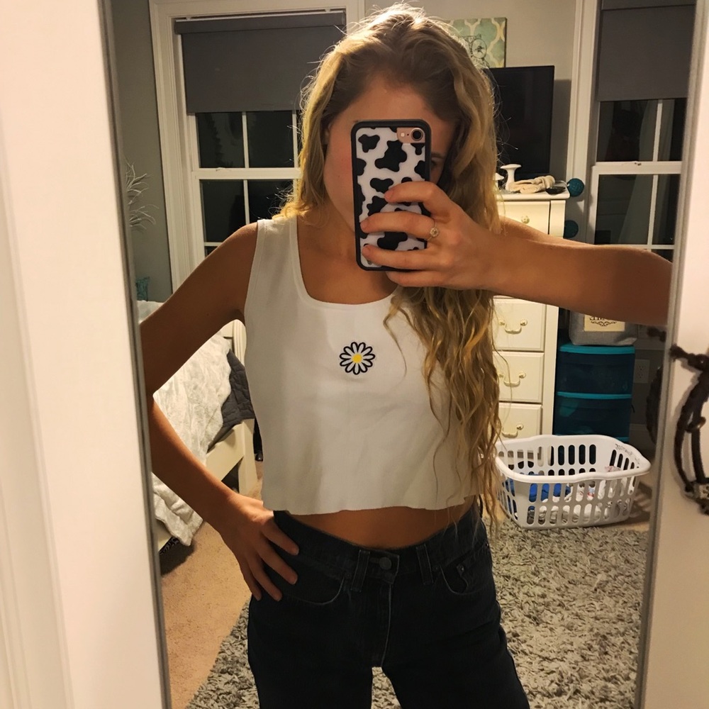Custom Daisy Cropped Tank